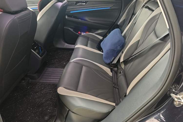 Used Volkswagen ID.7 VIZZION 2024 PRO Model Left Rear Seat