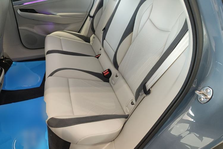 Used Volkswagen ID.7 VIZZION 2024 First Edition Left Rear Seat