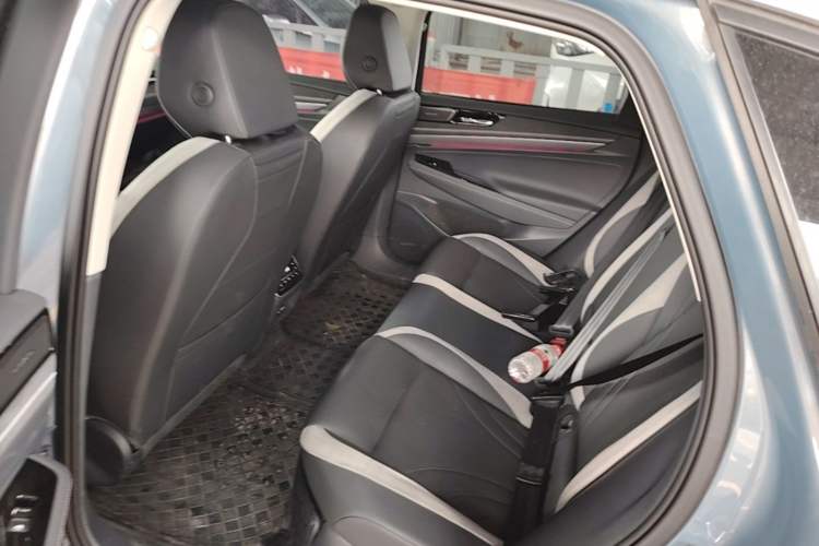 Used Volkswagen ID.7 VIZZION 2024 PRO Model Left Rear Seat