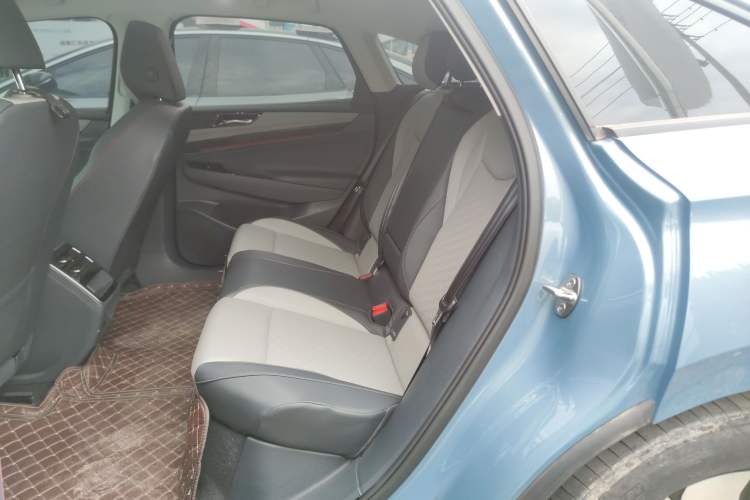 Used Volkswagen ID.7 VIZZION 2024 AIR model Left Rear Seat