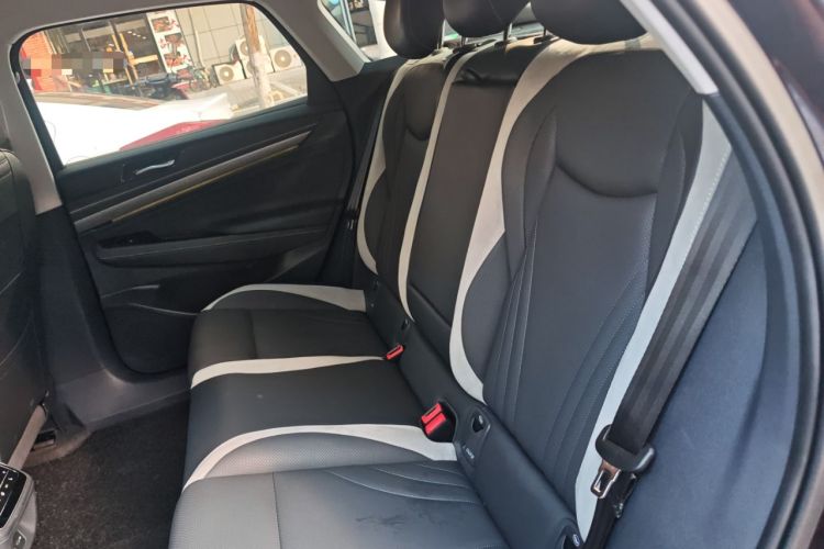 Used Volkswagen ID.7 VIZZION 2024 First Edition Left Rear Seat