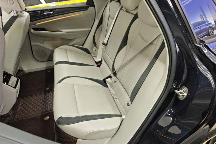 Used Volkswagen ID.7 VIZZION 2024 First Edition Left Rear Seat