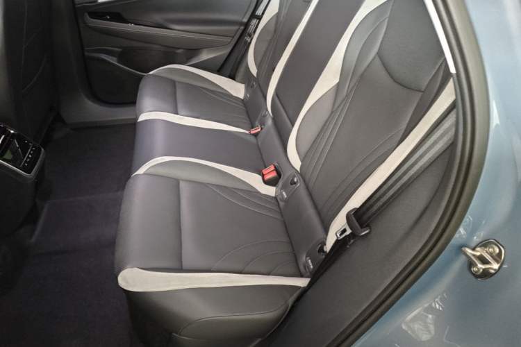 Used Volkswagen ID.7 VIZZION 2024 PRO Model Left Rear Seat
