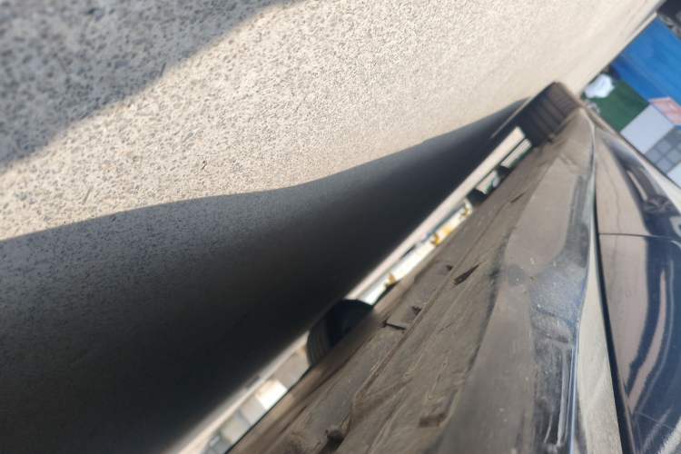 Used Volkswagen ID.7 VIZZION 2024 First Edition Left Side Sill