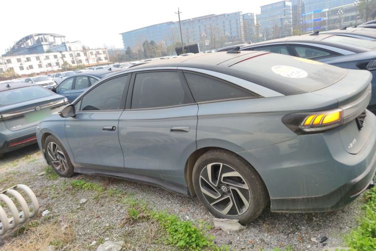Used Volkswagen ID.7 VIZZION 2024 PRO Model Left Side