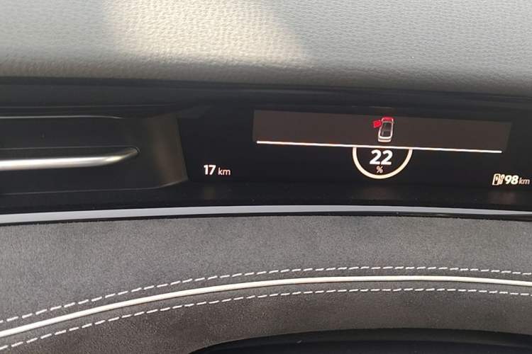 Used Volkswagen ID.7 VIZZION 2024 PRO Model Odometer Close Up