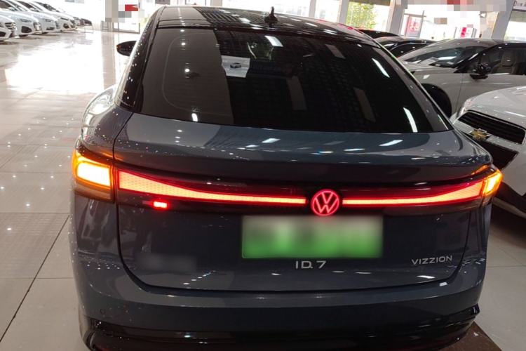 Used Volkswagen ID.7 VIZZION 2024 AIR model Rear