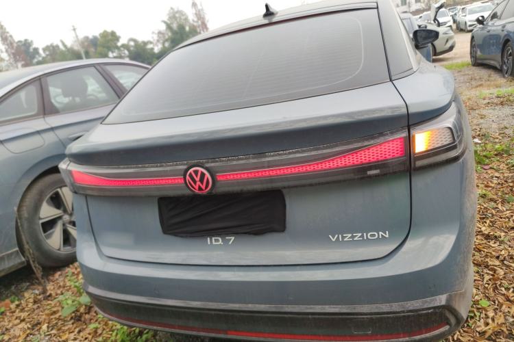 Used Volkswagen ID.7 VIZZION 2024 AIR model Rear