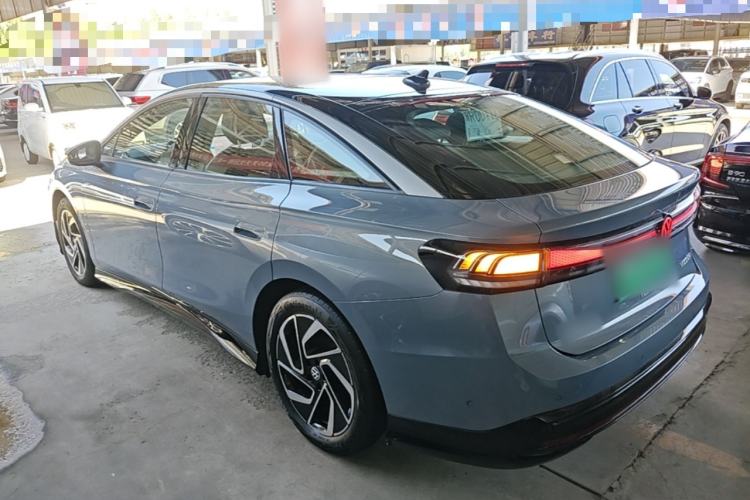 Used Volkswagen ID.7 VIZZION 2024 PRO Model Rear Left 45 Deg