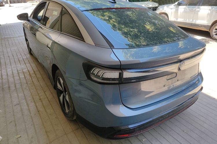 Used Volkswagen ID.7 VIZZION 2024 AIR model Rear Left 45 Deg