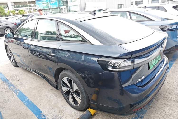 Used Volkswagen ID.7 VIZZION 2024 AIR model Rear Left 45 Deg