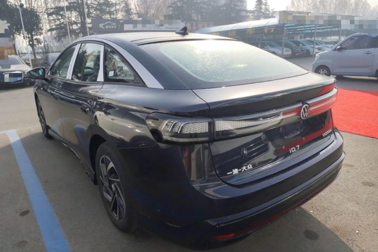 Used Volkswagen ID.7 VIZZION 2024 PRO Model Rear Left 45 Deg