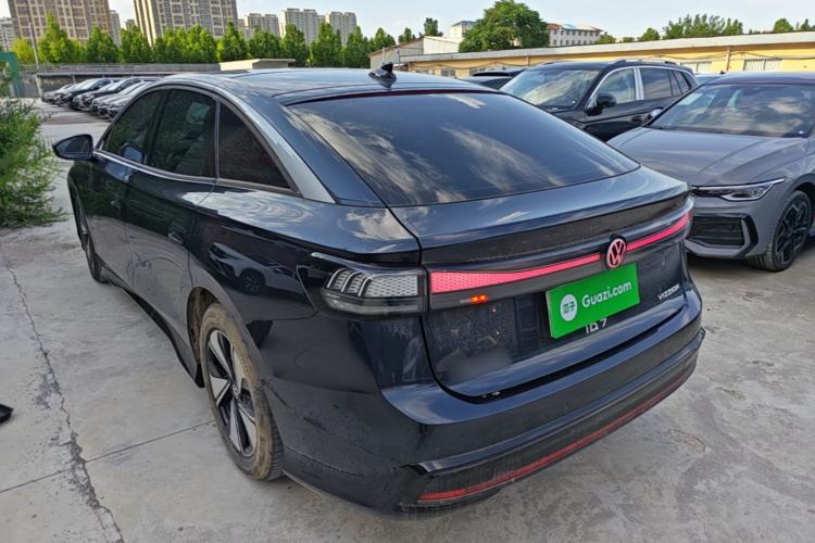 Used Volkswagen ID.7 VIZZION 2024 AIR model Rear Left 45 Deg