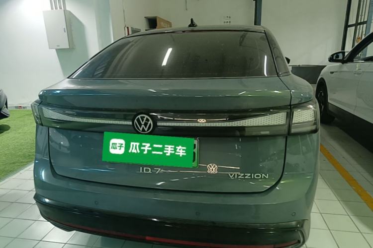 Used Volkswagen ID.7 VIZZION 2024 PRO Model Rear