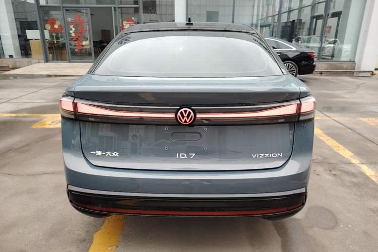 Used Volkswagen ID.7 VIZZION 2024 PRO Model Rear