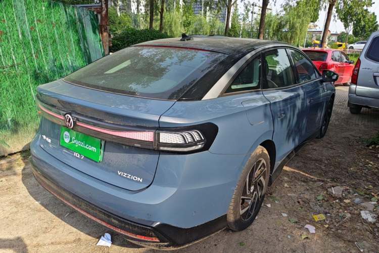 Used Volkswagen ID.7 VIZZION 2024 PRO Model Rear Right 45 Deg