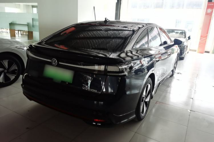 Used Volkswagen ID.7 VIZZION 2024 AIR model Rear Right 45 Deg