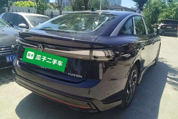 Used Volkswagen ID.7 VIZZION 2024 PRO Model Rear Right 45 Deg