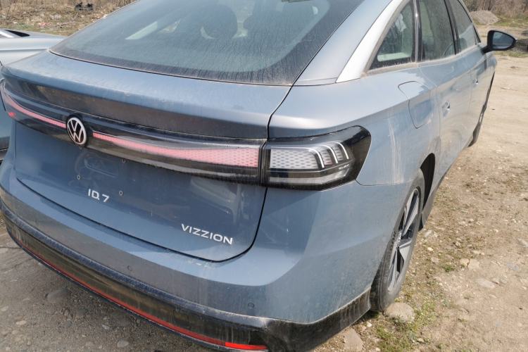 Used Volkswagen ID.7 VIZZION 2024 AIR model Rear Right 45 Deg