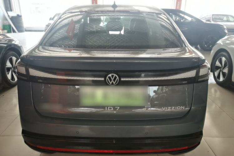 Used Volkswagen ID.7 VIZZION 2024 AIR model Rear