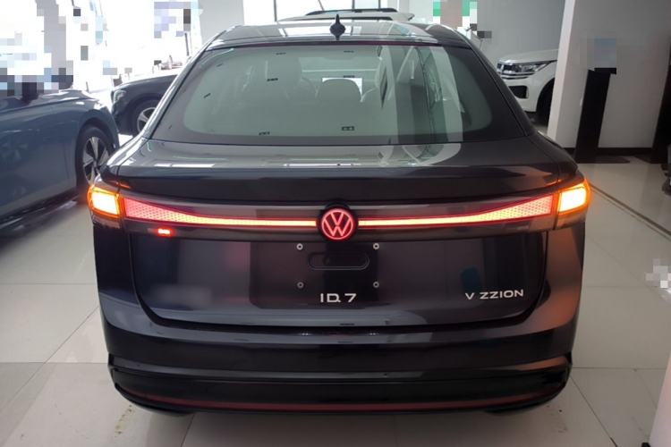 Used Volkswagen ID.7 VIZZION 2024 AIR model Rear