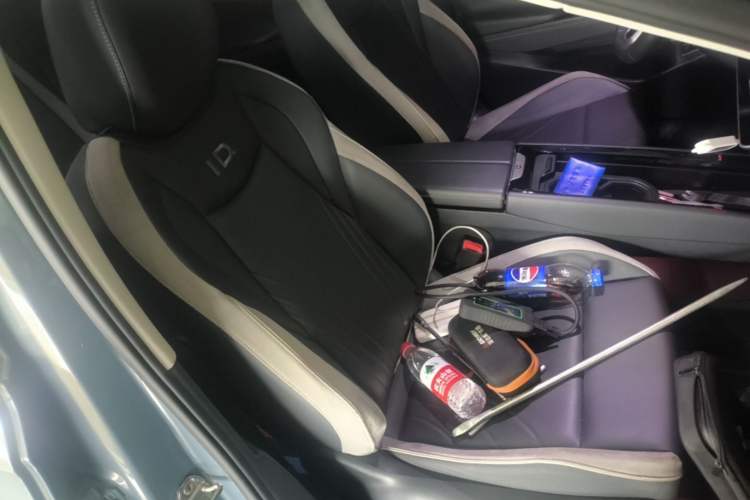 Used Volkswagen ID.7 VIZZION 2024 PRO Model Right Front Seat
