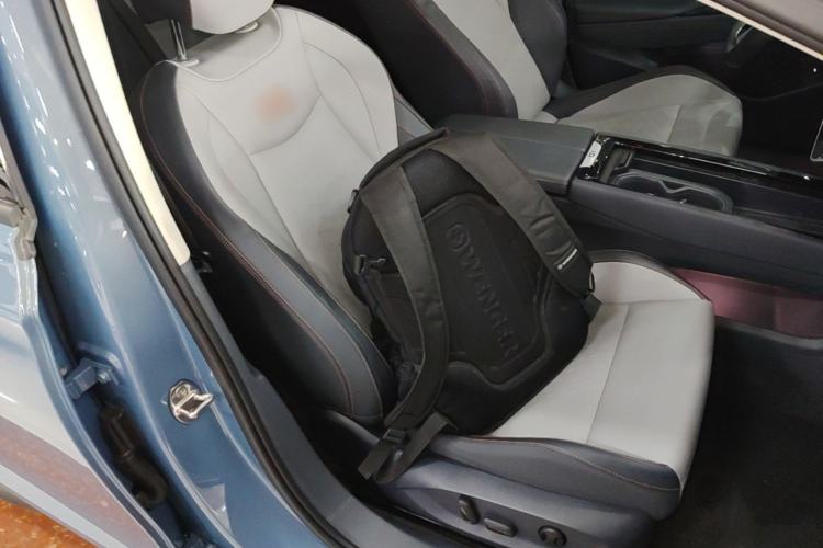 Used Volkswagen ID.7 VIZZION 2024 AIR model Right Front Seat