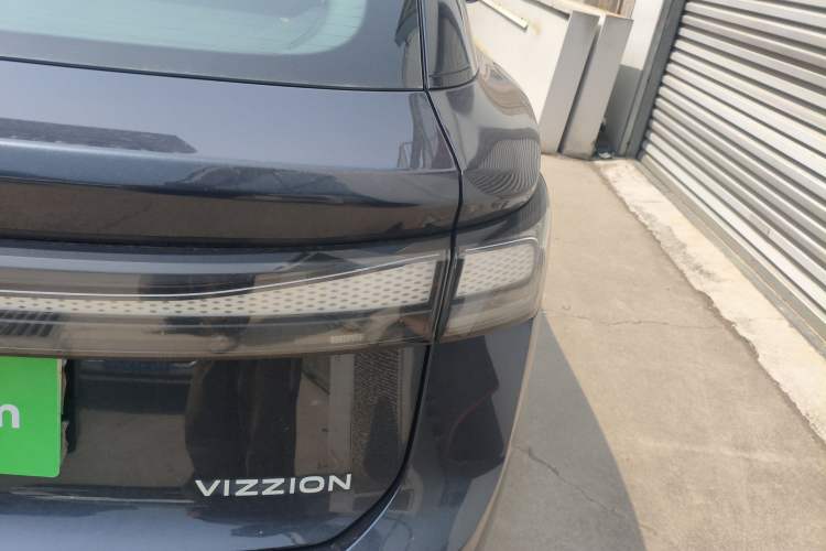 Used Volkswagen ID.7 VIZZION 2024 First Edition Right Rear Taillight
