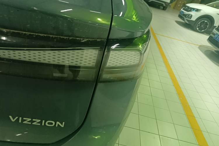 Used Volkswagen ID.7 VIZZION 2024 PRIME Right Rear Taillight