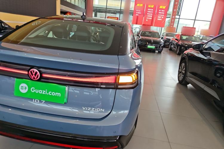 Used Volkswagen ID.7 VIZZION 2024 PRO Model Right Rear Taillight