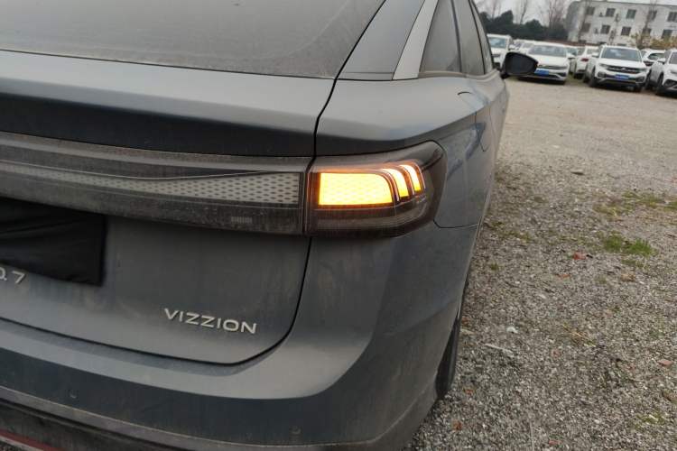 Used Volkswagen ID.7 VIZZION 2024 AIR model Right Rear Taillight