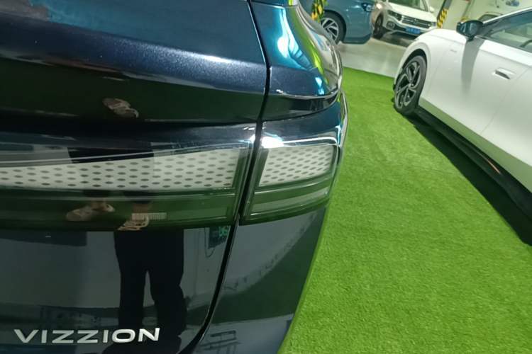 Used Volkswagen ID.7 VIZZION 2024 PRIME Right Rear Taillight