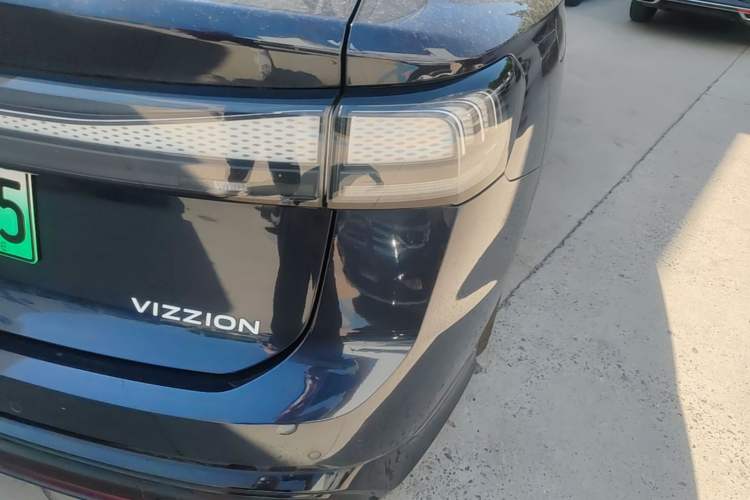 Used Volkswagen ID.7 VIZZION 2024 First Edition Right Rear Taillight
