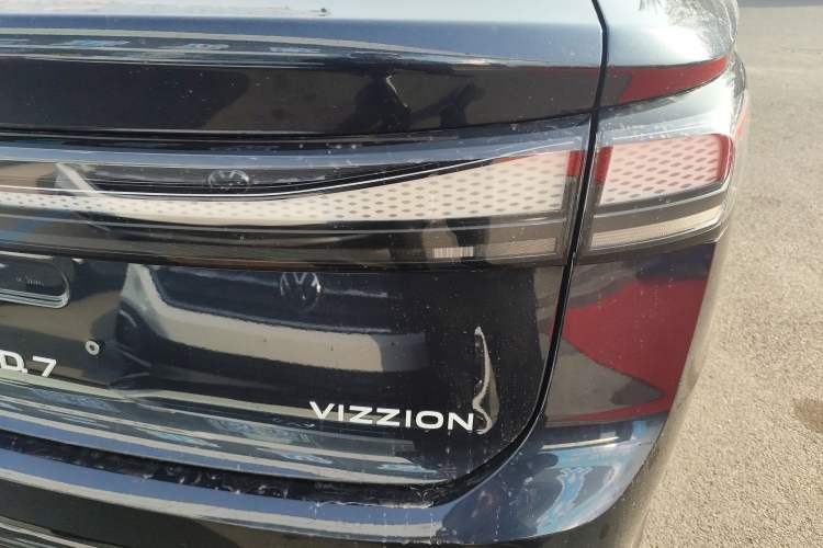 Used Volkswagen ID.7 VIZZION 2024 PRO Model Right Rear Taillight