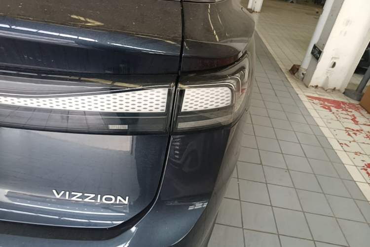 Used Volkswagen ID.7 VIZZION 2024 PRO Model Right Rear Taillight