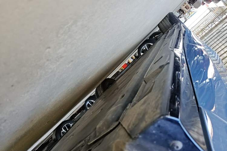 Used Volkswagen ID.7 VIZZION 2024 PRO Model Right Side Sill