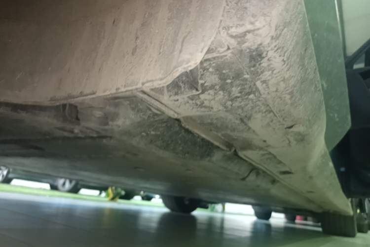 Used Volkswagen ID.7 VIZZION 2024 PRIME Right Side Sill
