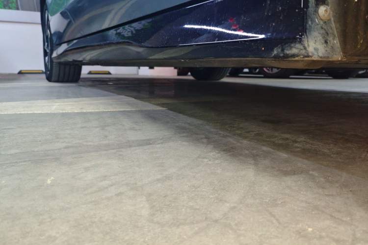 Used Volkswagen ID.7 VIZZION 2024 PRO Model Right Side Sill