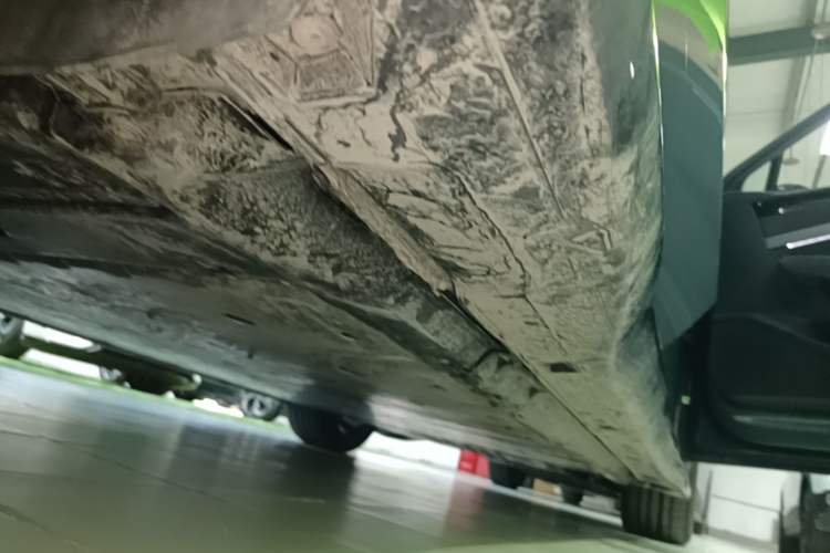 Used Volkswagen ID.7 VIZZION 2024 PRIME Right Side Sill