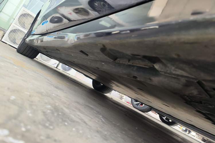 Used Volkswagen ID.7 VIZZION 2024 PRO Model Right Side Sill