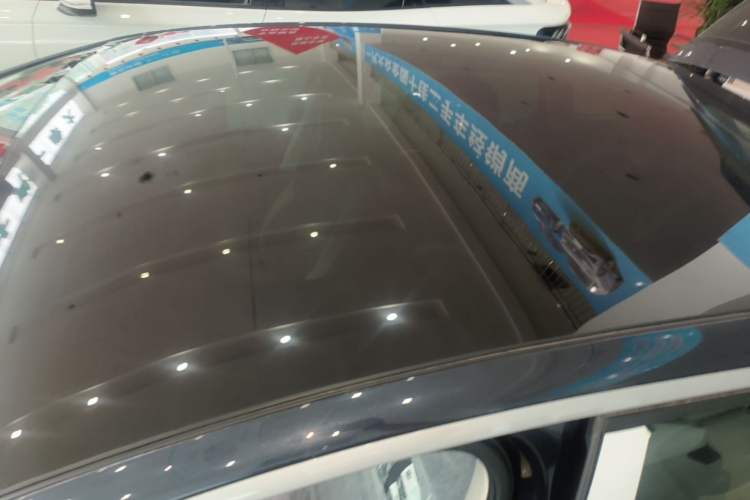 Used Volkswagen ID.7 VIZZION 2024 PRO Model Roof