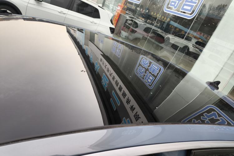 Used Volkswagen ID.7 VIZZION 2024 AIR model Roof