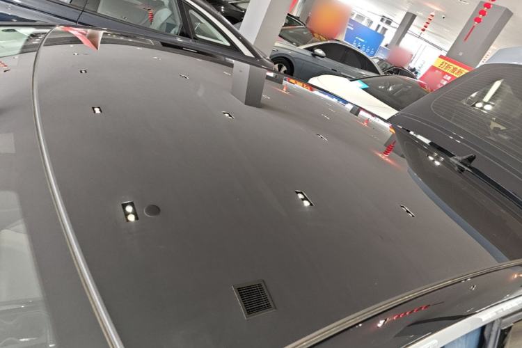 Used Volkswagen ID.7 VIZZION 2024 AIR model Roof