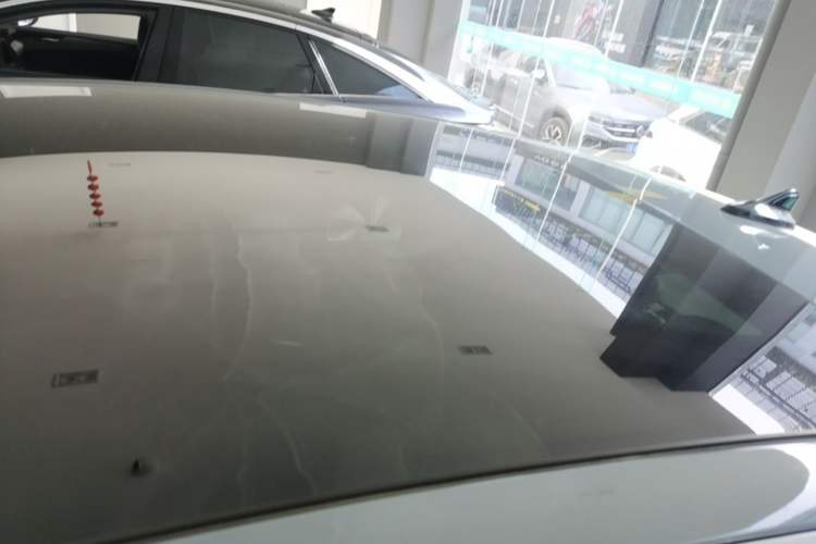 Used Volkswagen ID.7 VIZZION 2024 AIR model Roof