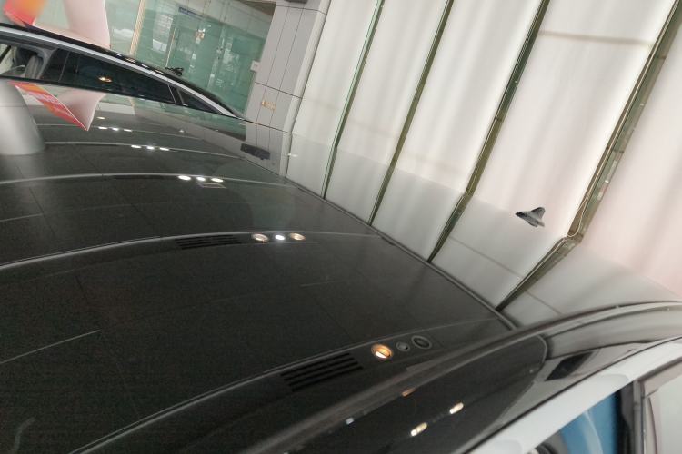 Used Volkswagen ID.7 VIZZION 2024 PRO Model Roof