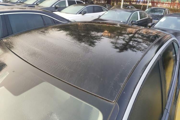 Used Volkswagen ID.7 VIZZION 2024 AIR model Roof