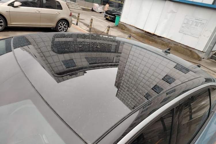 Used Volkswagen ID.7 VIZZION 2024 PRO Model Roof