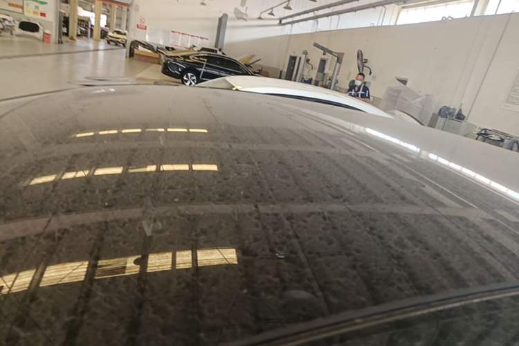 Used Volkswagen ID.7 VIZZION 2024 PRO Model Roof