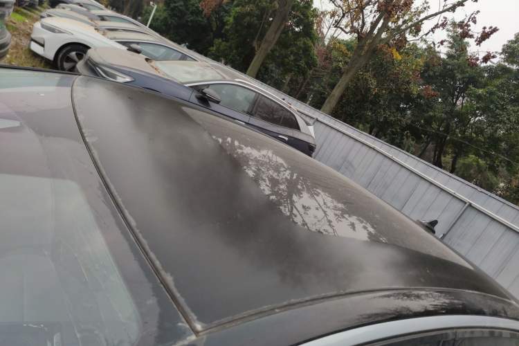 Used Volkswagen ID.7 VIZZION 2024 AIR model Roof