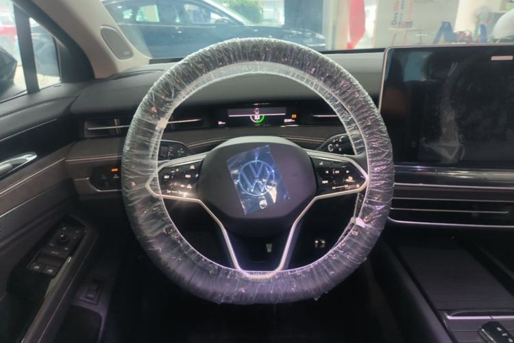 Used Volkswagen ID.7 VIZZION 2024 PRO Model Steering Wheel